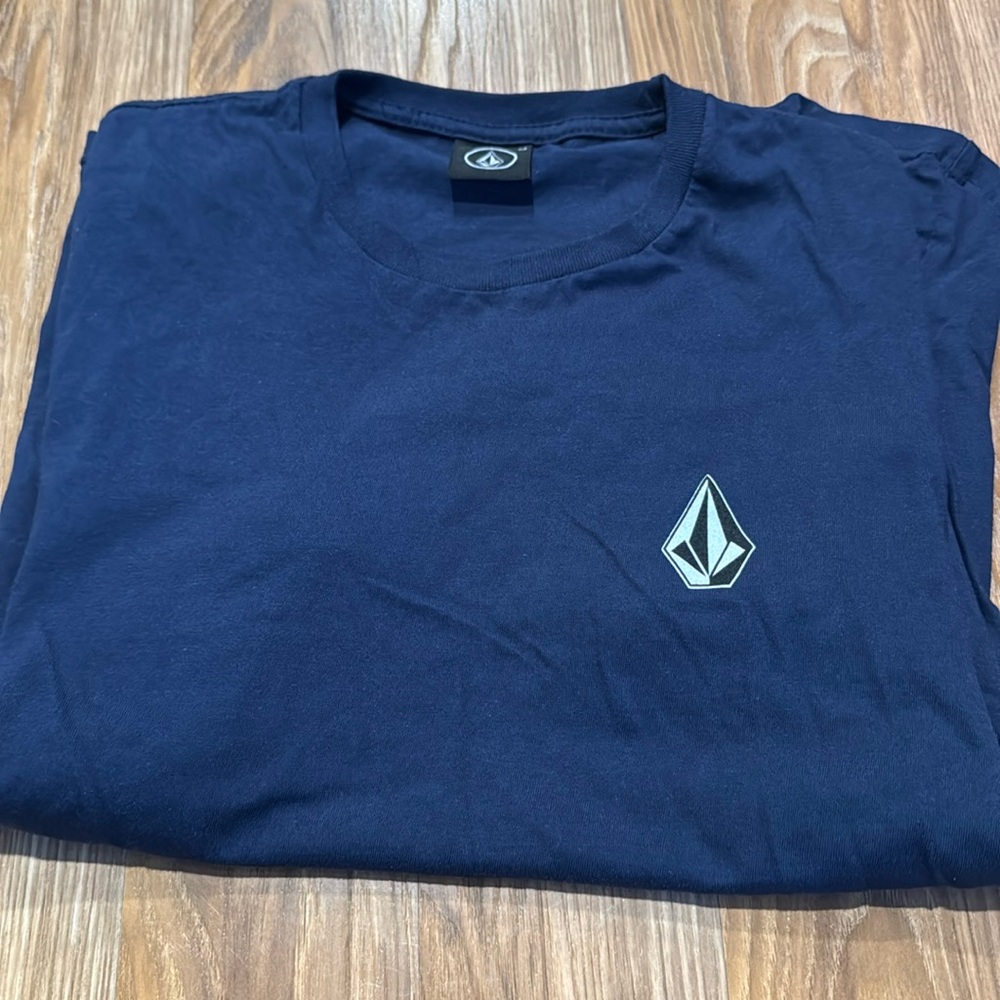 Volcom navy blue shirt t short sleeve men’s medium boy top